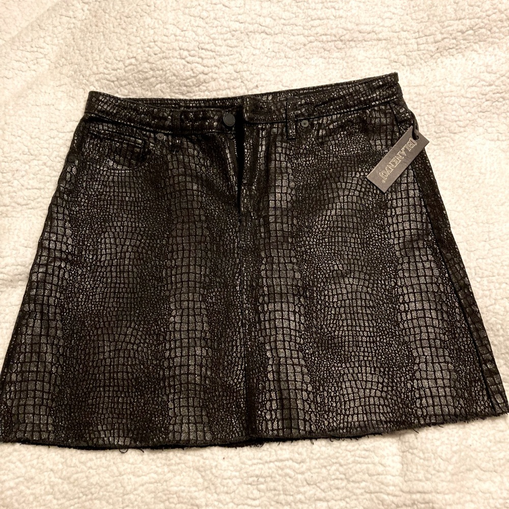 Snake skin patterned skirt